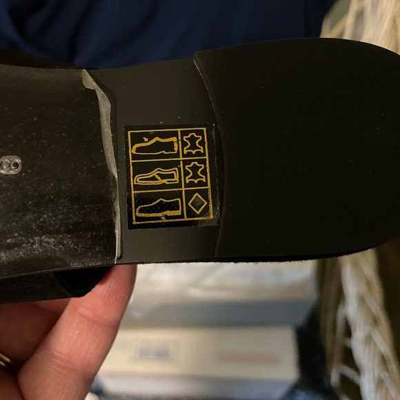 Everlane new in a box. Bought at Everlane. Suede black leather. Sling back - Picture 7 of 9